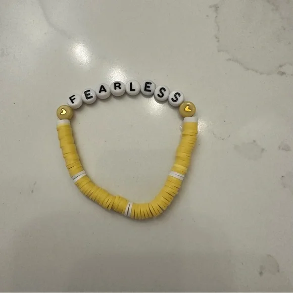 💛Fearless💛 bracelet - Picture 1 of 3